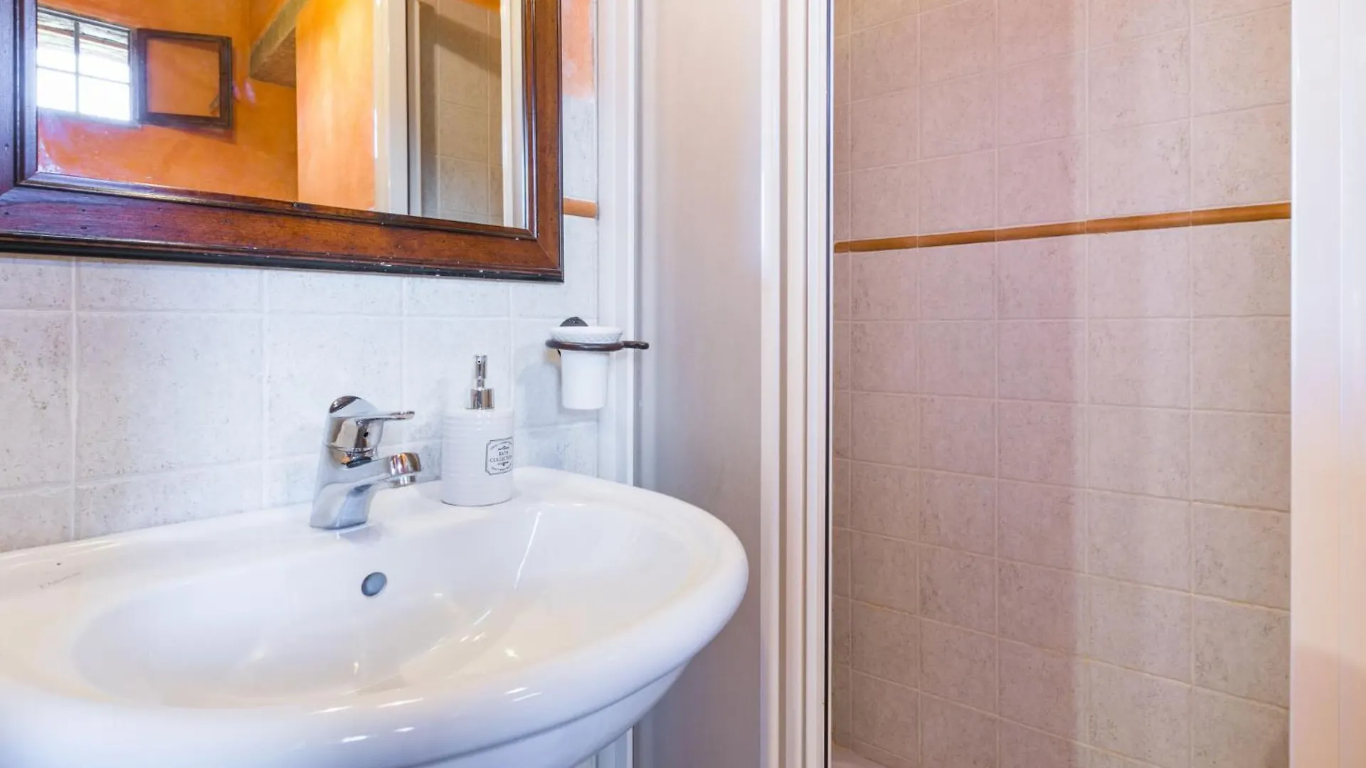 Apartment La Loggia By Interhome Lucolena in Chianti Italy