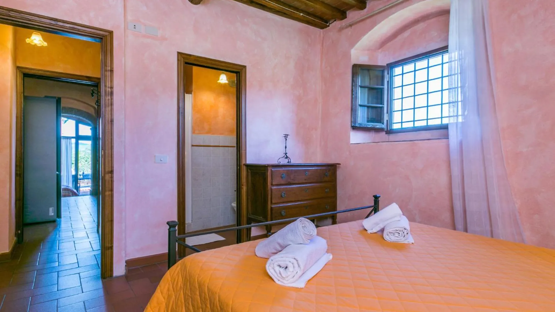 Apartment La Loggia By Interhome Lucolena in Chianti