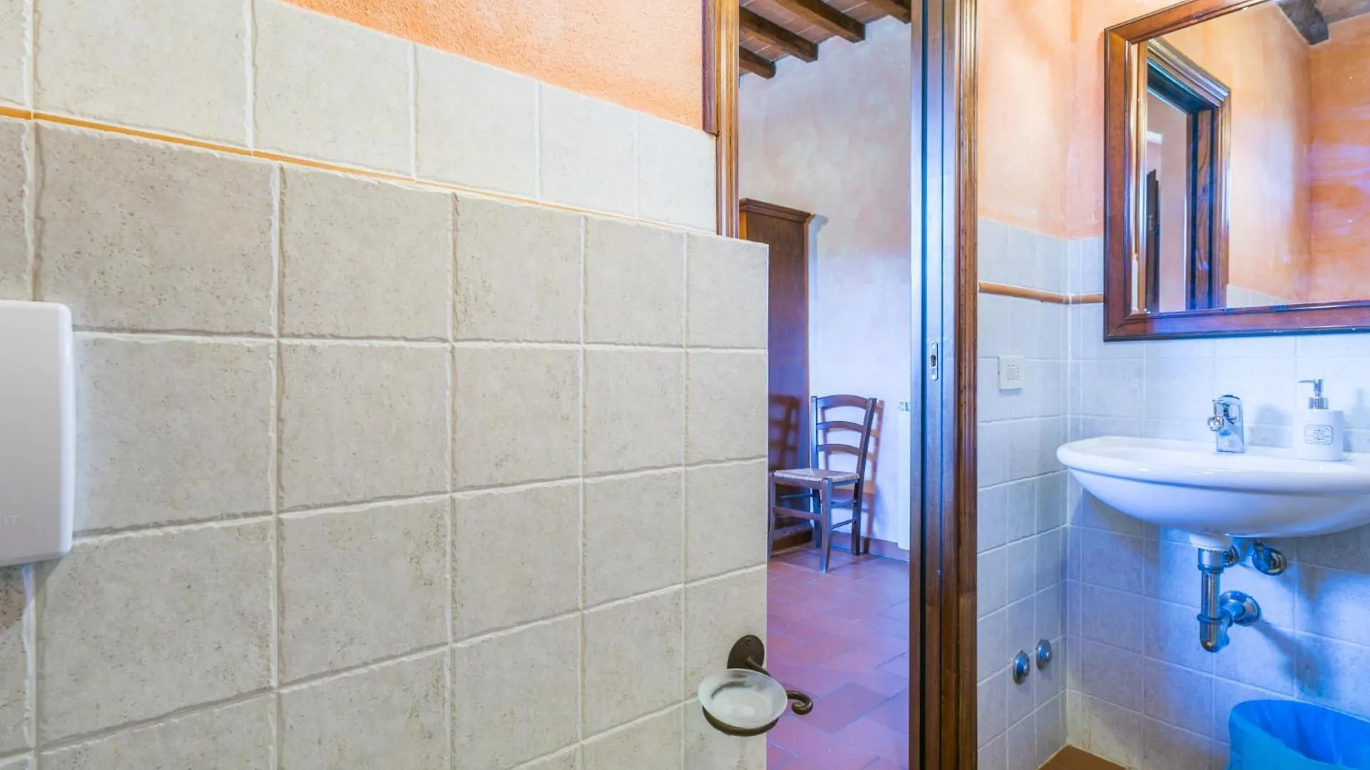 Apartment La Loggia By Interhome Lucolena in Chianti